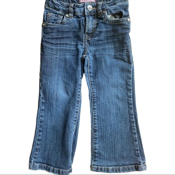 2/$20 💖 Levi’s: Straight Leg Mid Wash Jean - Picture 2 of 9